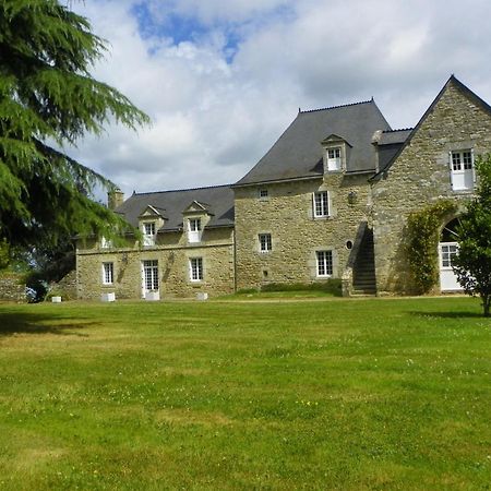 Manoir De Saint-Fiacre Bed & Breakfast Malansac Exterior photo