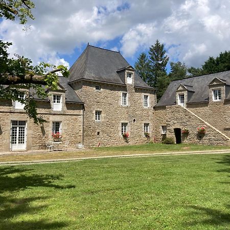 Manoir De Saint-Fiacre Bed & Breakfast Malansac Exterior photo