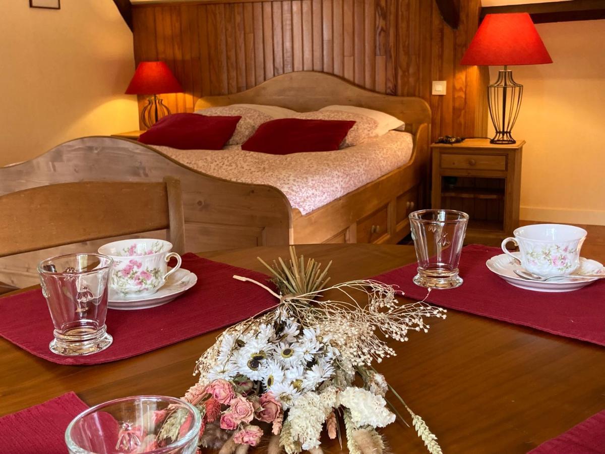 Manoir De Saint-Fiacre Bed & Breakfast Malansac Exterior photo