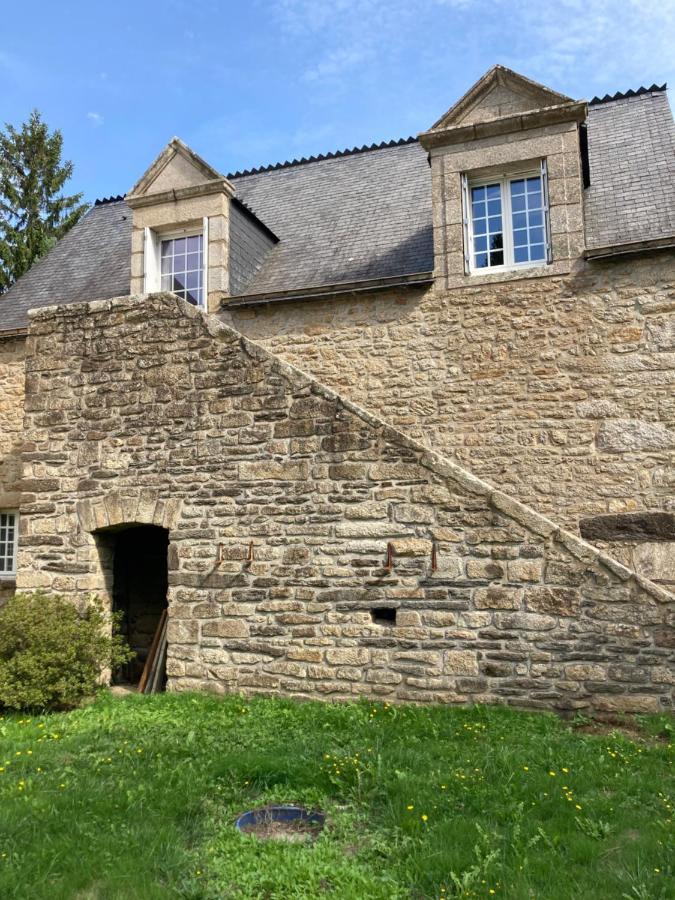 Manoir De Saint-Fiacre Bed & Breakfast Malansac Exterior photo