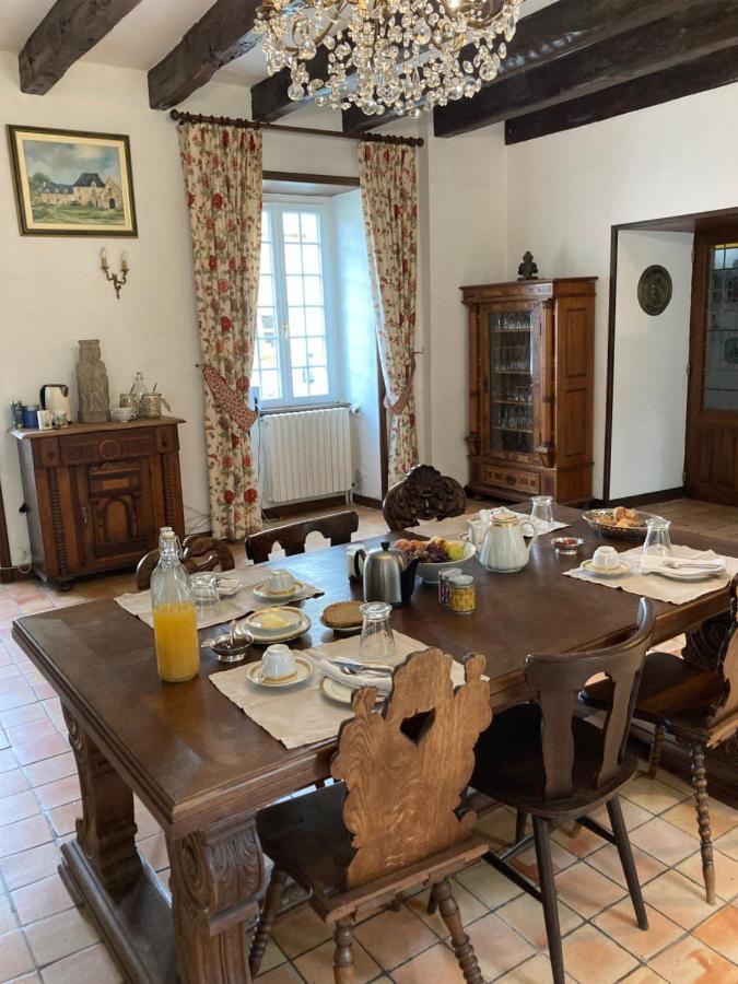 Manoir De Saint-Fiacre Bed & Breakfast Malansac Exterior photo